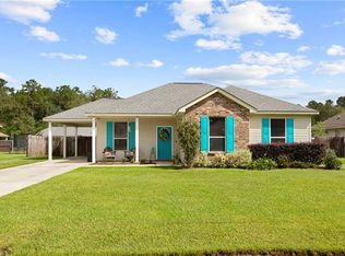 20111 Pecan Trace Dr, Ponchatoula, LA 70454