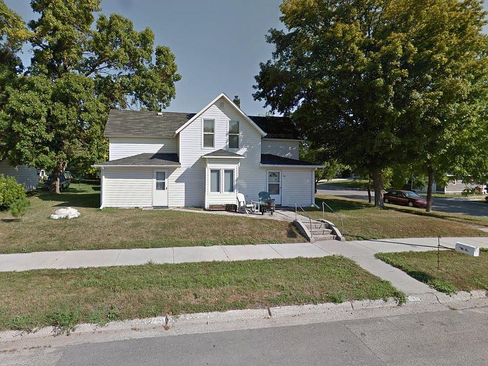 1st image of 413 Lake St