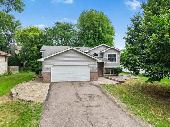 4840 Evergreen Ln N, Plymouth, MN 55442