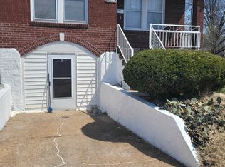 6033 Grimshaw Ave, Saint Louis, MO 63120