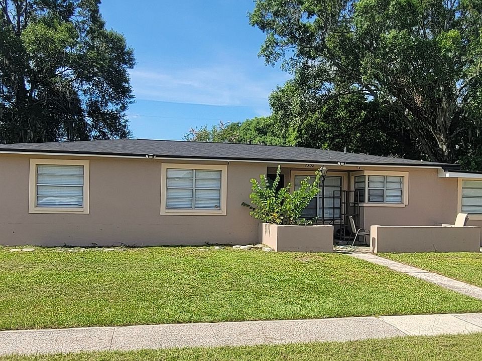 FRONT HOUSE