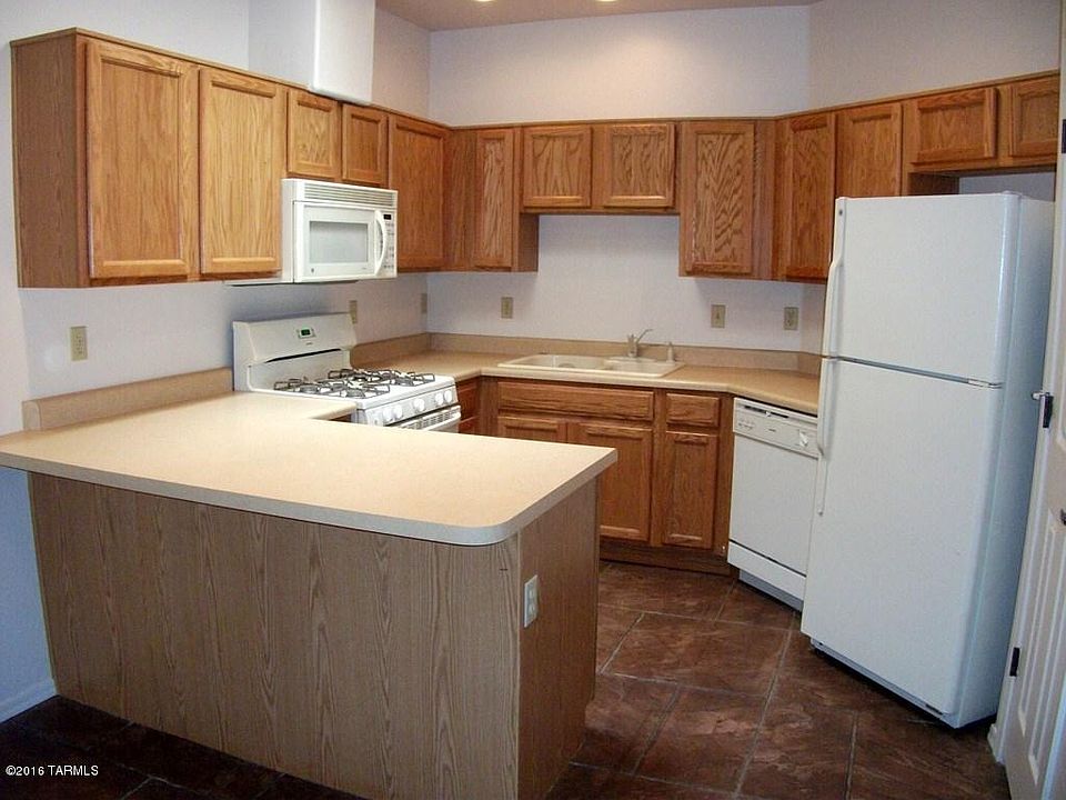 1st image of 4225 E Fairmount St APT 6