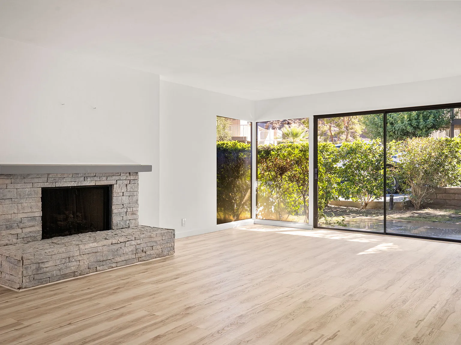 2 bed, 1446 sqft, $2,800 — Photo 2