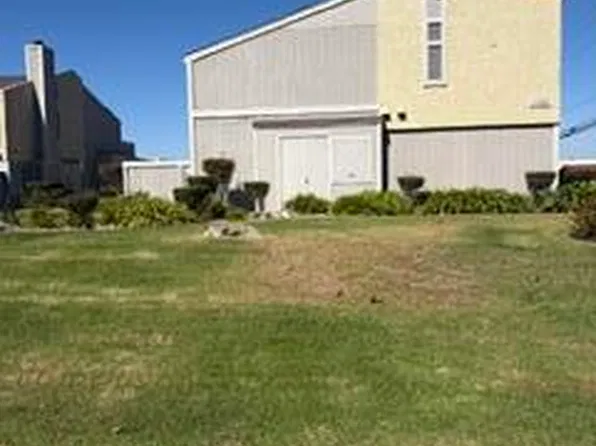 1101 W Cypress Ave APT B, Lompoc, CA 93436
