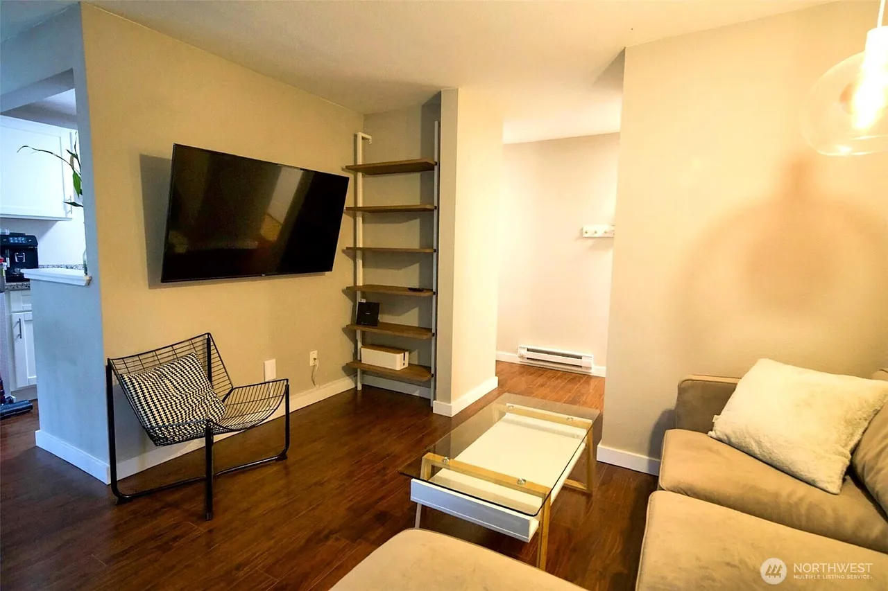 1 bed, 673 sqft, $1,500 — Photo 2