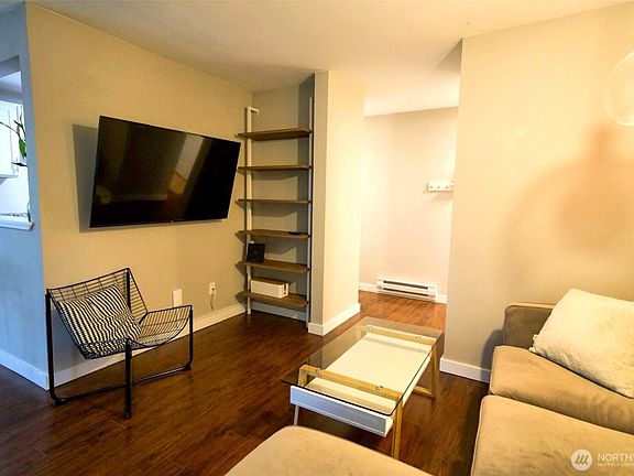 2nd image of 34012 1st Pl S APT J