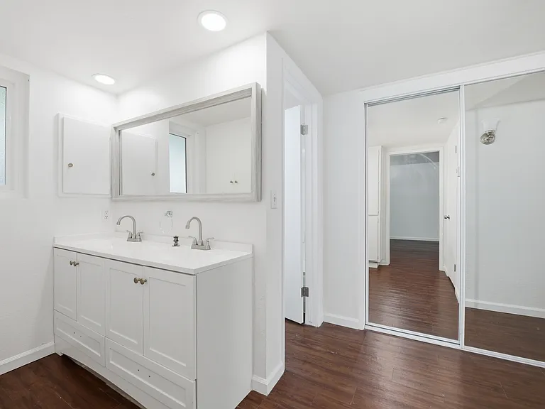 1846 Oliver Ave #2 — Photo 11