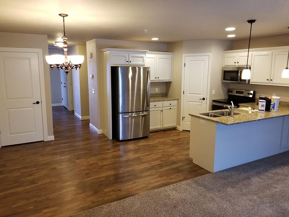 Kitchen and Dinning room