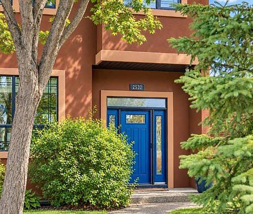 2nd image of 2532 W 20th St SW