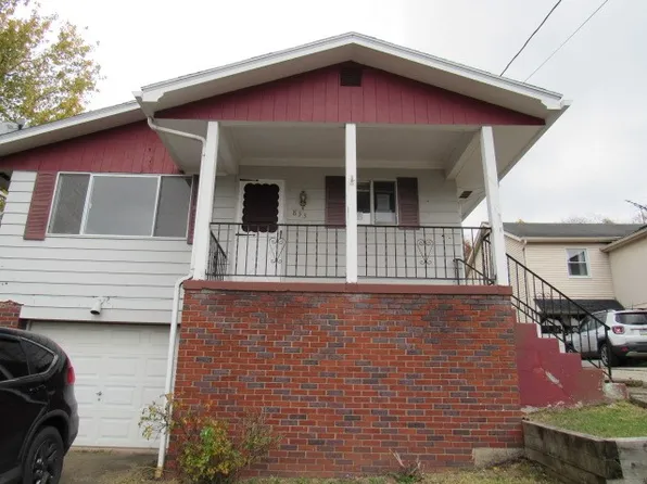 833 Smithfield St, Smithton, PA 15479