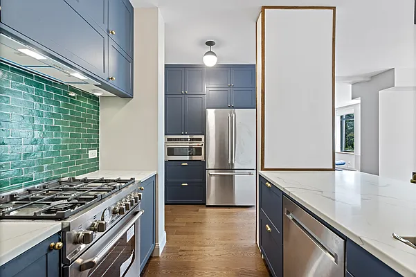 Rented by Accent Holdings, LLC | media 18