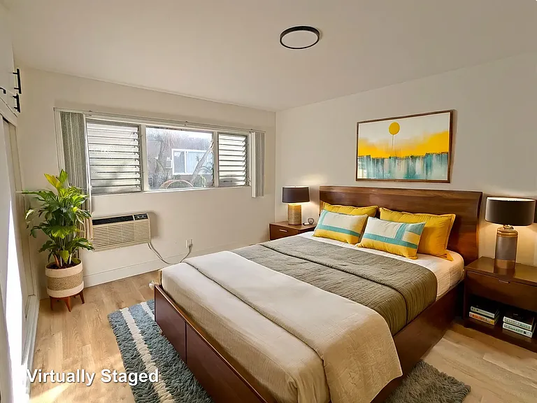 7535 Norton Ave #3 — Photo 3