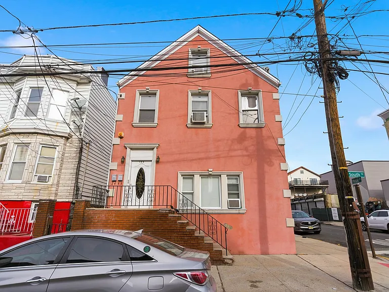 154 South St #1 — Photo 14