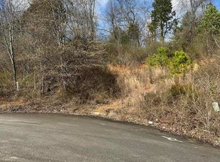 384 Glencroft Ln, Lenoir City, TN 37771