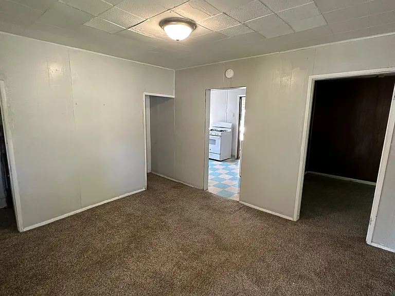 1531 Johnson Ave — Photo 3