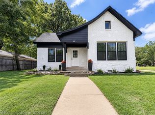 209 W K St, Russellville, AR 72801