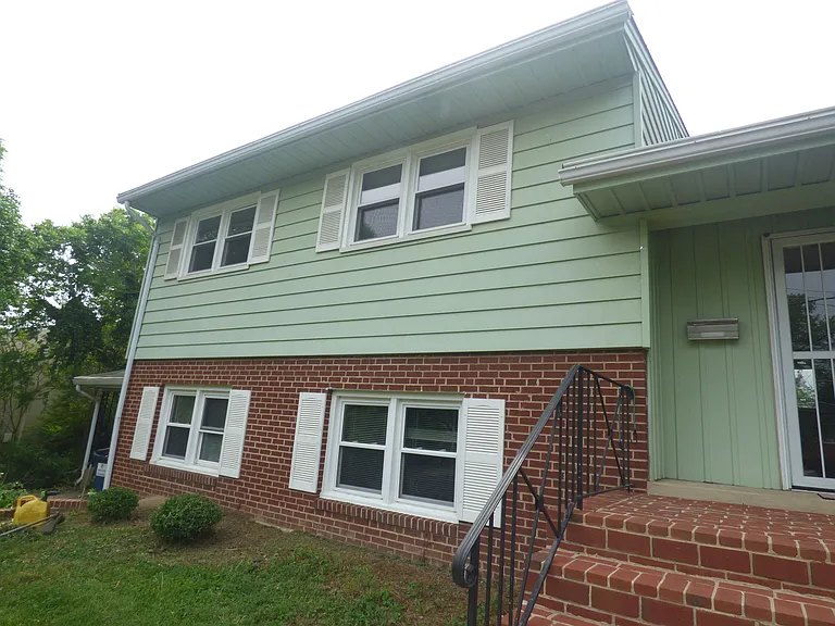 1744 Great Falls St — Photo 17