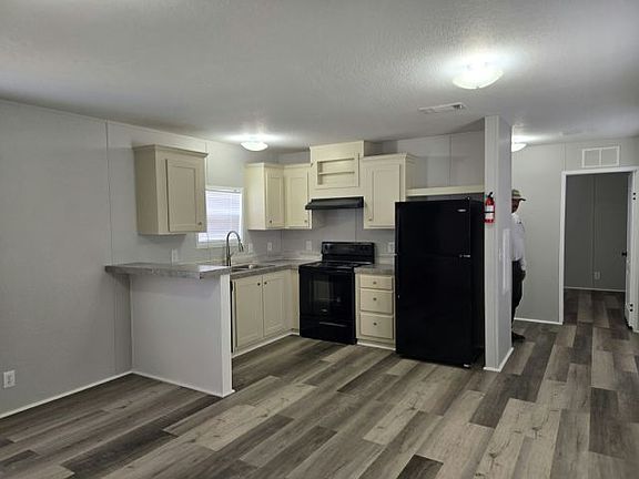 3rd image of 7035 Greenbrier Village Dr #58