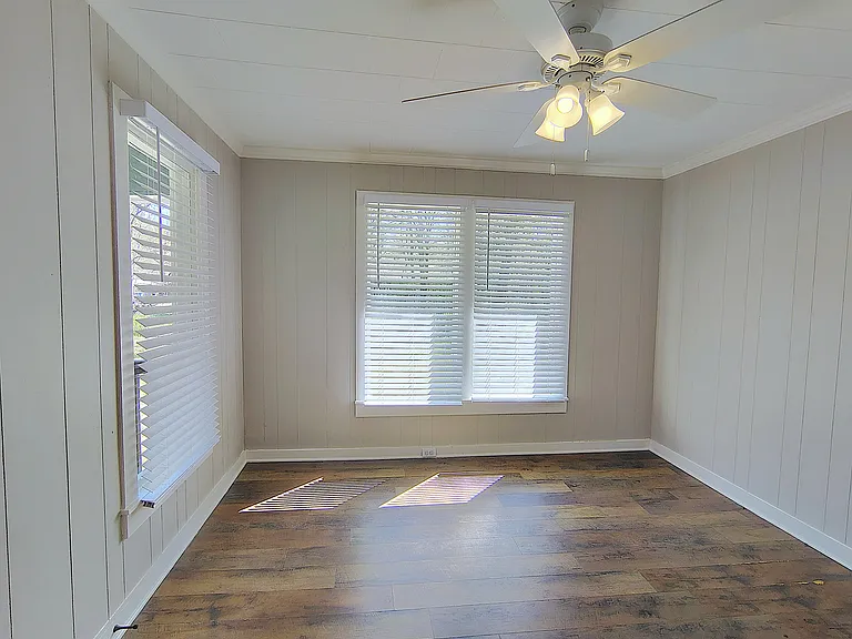 65 Rock Hill Rd — Photo 18