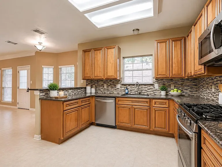 24210 Schivener House Ln — Photo 5