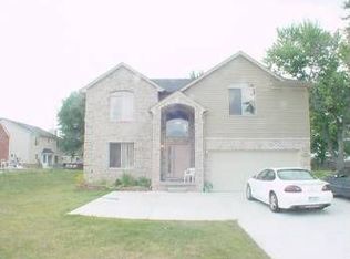 39487 Ryan Rd, Sterling Heights, MI 48310