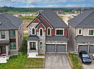 104 Greville St, Vaughan, ON L3L0G4