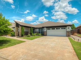 3903 Painted Bird Ln, Norman, OK 73071