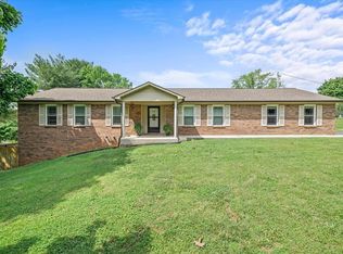 630 Hillwood Dr, Cookeville, TN 38506