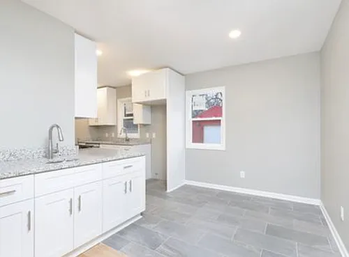 212 Thornton Ave Photo 1