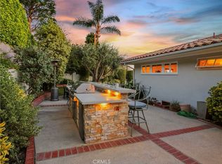 700 Yarmouth Rd, Palos Verdes Peninsula, CA 90274