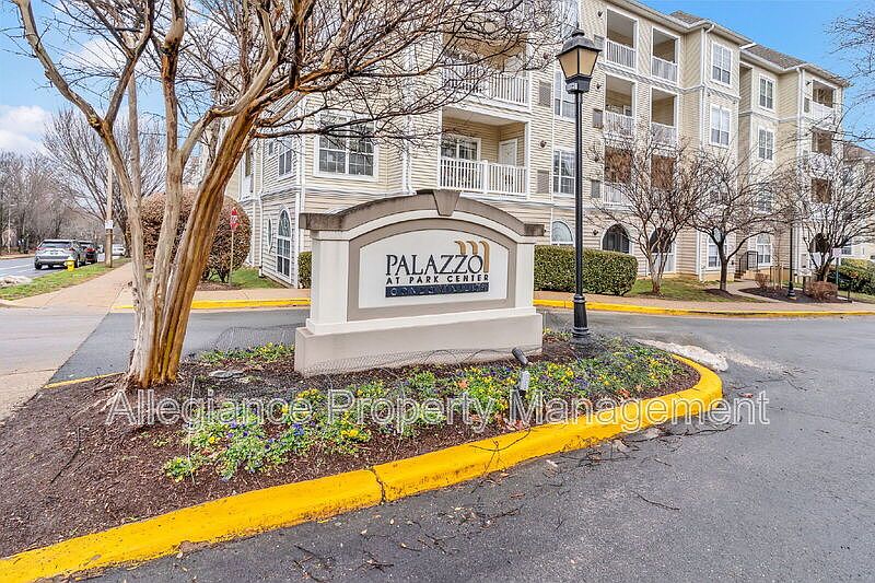 1st image of 4560 Strutfield Ln APT 1414
