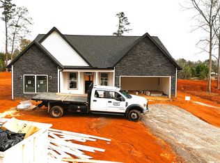 261 Ridge Rd, Wellford, SC 29385