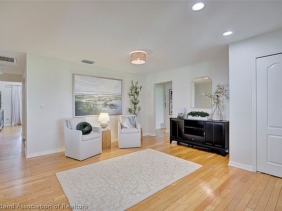 5th image of 4522 Duffer Loop