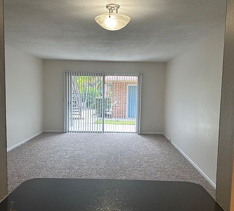5th image of 11112 Normandy Cir #412