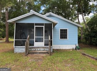 517 E Williams St, Kingsland, GA 31548