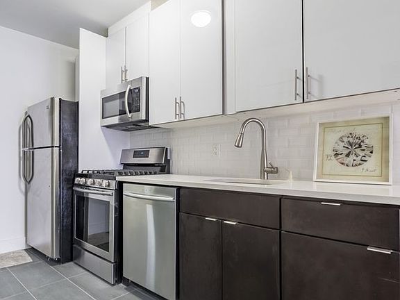5th image of 9002 Queens Blvd APT 517
