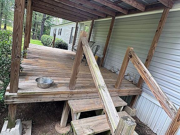 4th image of 2111 Brownlee Rd