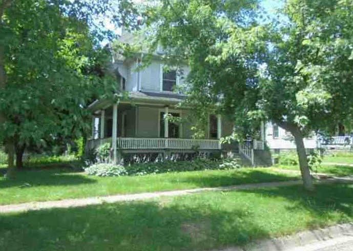 2nd image of 131 Silver St