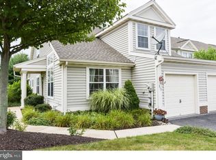 517 Oak Hill Ln, Wyomissing, PA