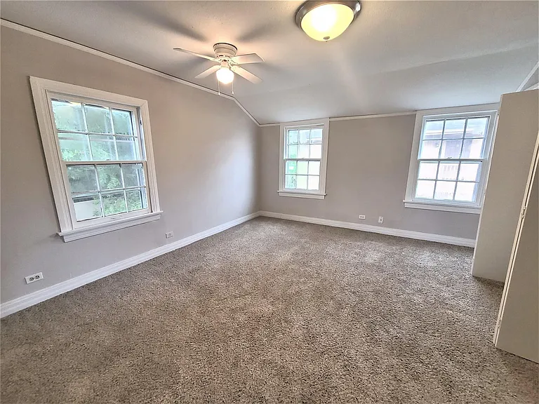 2211 Dorrington St — Photo 13