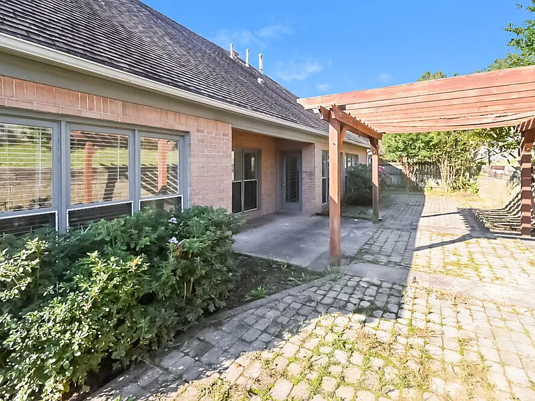 9224 Chimneyrock Blvd — Photo 24