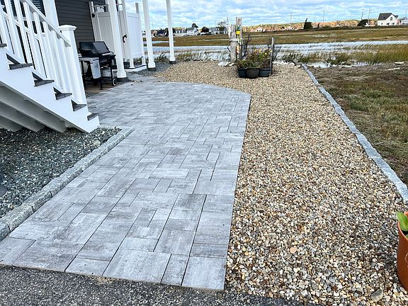4th image of 72 Island Path #72