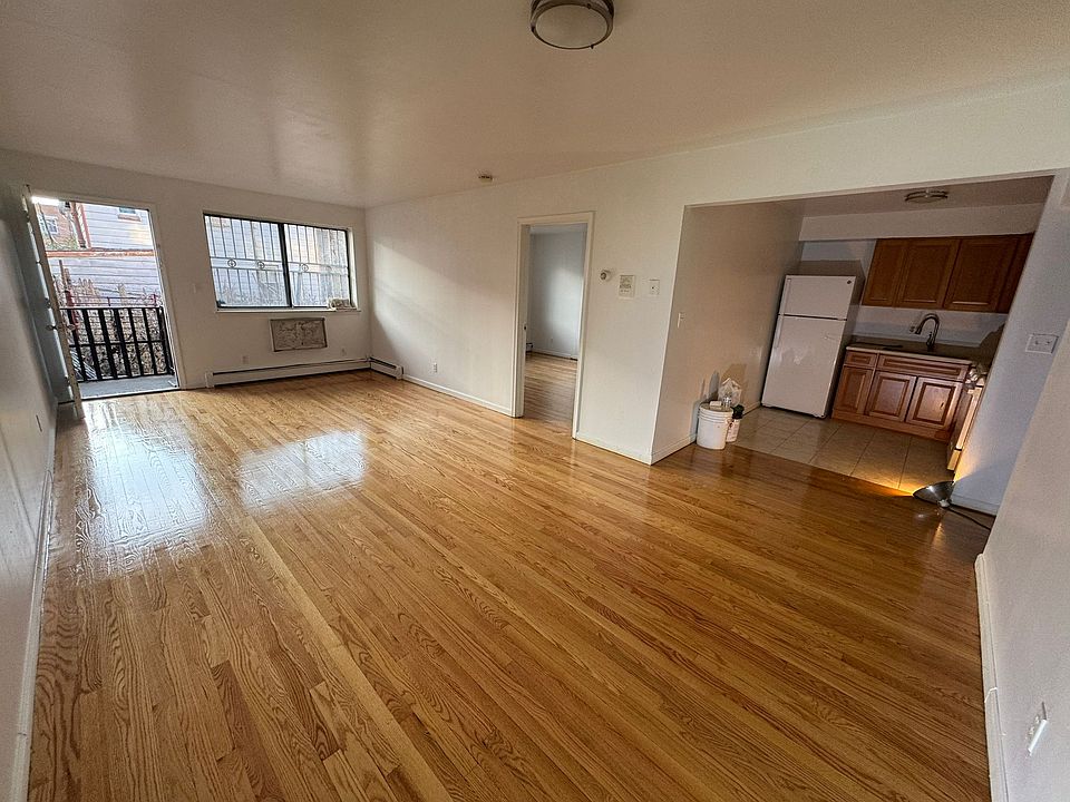1st image of 105-80 53rd Ave #1R