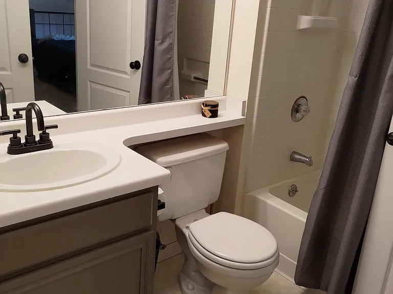 1505 Point Dr — Photo 10