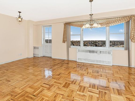 4th image of 1853 Central Park Ave APT 11H