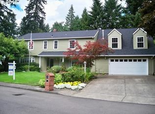 1225 Lake Garden Ct, Lake Oswego, OR