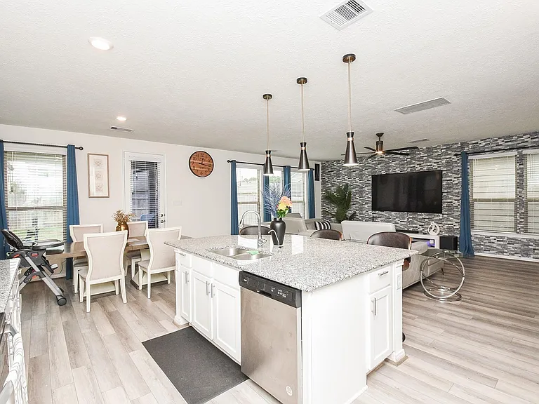 17250 Texas Willow Dr — Photo 28