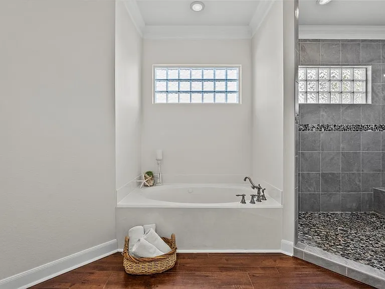 2727 E Bayshore Dr — Photo 18
