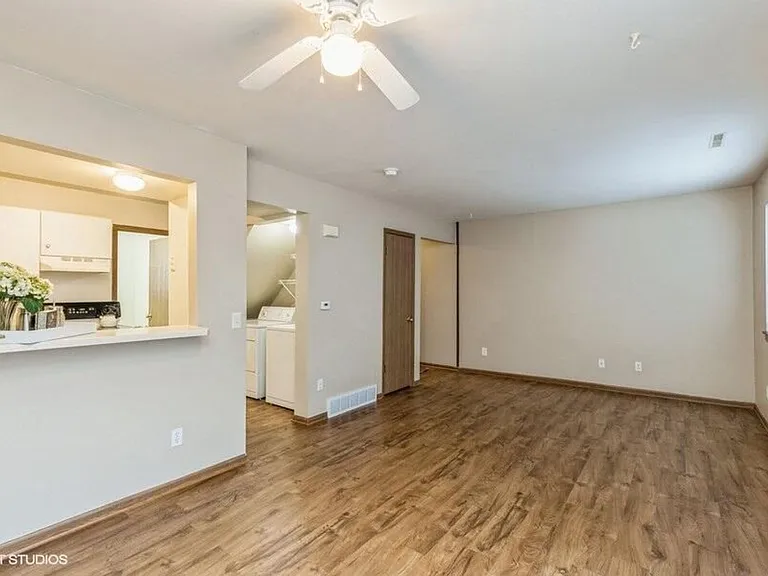 1510 Delaware Ave #3 — Photo 7