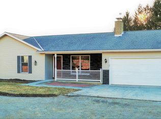 45 Longview Dr, Gettysburg, PA 17325